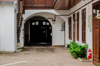 Althof Apartments - 4