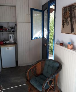 Kleines gemütliches Studio mit Terrasse, im Grünen gelegen - Agios Ioannis - 4