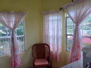PeachBloom Terrace Inn - 5