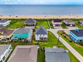 Salty Seabass 4BR Seaside Escape - 6