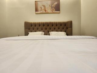 Stylish 1BR with Living Room and Kitchen - Al Munsiyah - 1