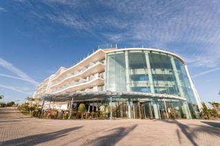 Castelo Suites Hotel - 0
