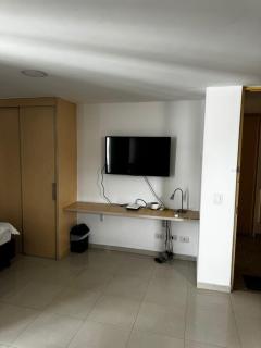 Elegante y Confortable Suites - 4