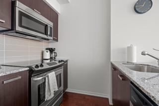 Magnificent 1 Bd High floor view Downtown Toronto - 5