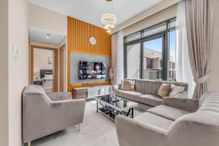 Spacious 2B, Newly Furnished, Long Term Deal - 0