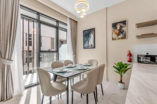 Spacious 2B, Newly Furnished, Long Term Deal - 1