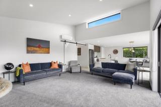 Getaway on Galloway - Close to the Lake - 1