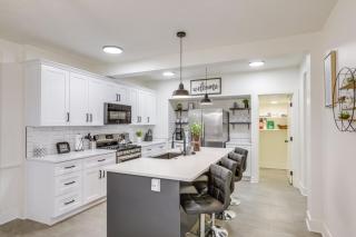 Fun-Filled Blair Home with 4BR and Game Room Retreat - 9