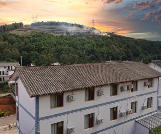 红景轩酒店昆明东川红土地景区kunming Hongjingxuan Hotel - 1