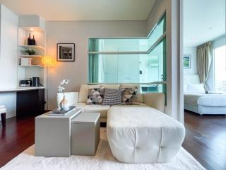 Near BTS Thong Lor l Workspace and Kitchen l Sontana - 7