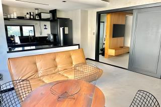 Comfort, style, and practicality - 0