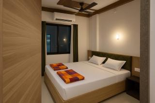 Shree Hanuman Hotel - 0