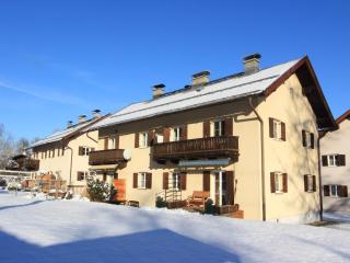 Apartment Kitzbuhel near Ski Slopes - 0
