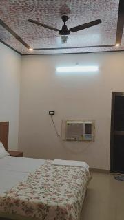Ramansh Home stay - 1
