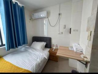 Cozy 1BR 9-Min to Hongqiao NECC - 4