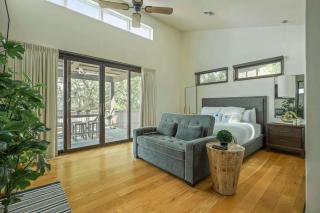 Relaxing Lake Escape - 1BR, Pickleball & BBQ - 9