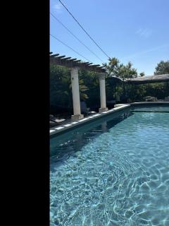 Très Bel Appartement de 120m2 Spacieux et lumineux dans villa avec piscine - Antibes - 7
