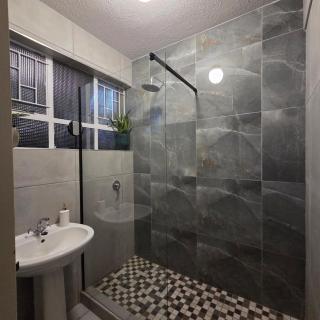2 Bedroom spacious apartment - 4