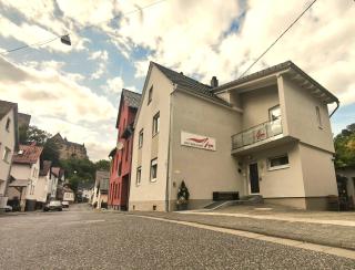 Unterkunft4You Ferienhaus Am Schloss - 0