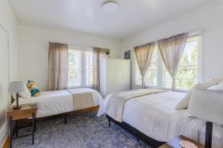 3 Berkeley - 1 Bedroom Apartment, with Laundry - 9