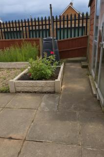 Trendy 4BR Home -Wollaton Park, City Centre, QMC & M1 - Sleeps 8 - Nottingham - 1