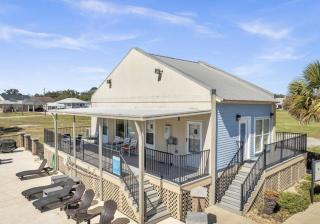 Steps from the Sand and Town Green - 2BR Coastal Retreat - 3