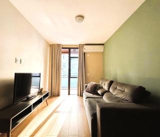 Amplo Apartamento em Ipanema - 0