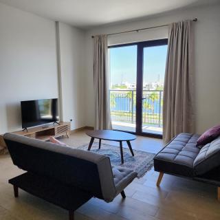 Full Sea View - Private Beach Access - Entire One Bed Apartment - Luxurious Residence - 0