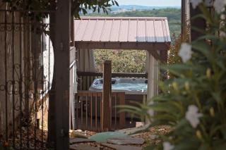 Historic Riverview Inn One - 2