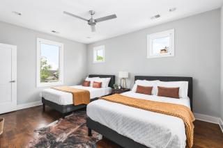 Modern Luxury with Rooftop Deck, 3 mi to Downtown - 7