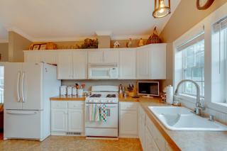 1 Mi to Silver Lake Sand Dunes Family Gem with Yard - Mears - 6