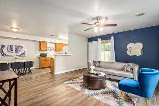 12D- In-unit Washer & Dryer - Free Parking - Fast Wi-Fi - 7