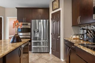 Spacious Retreat for Crews, Corporates & Families - 9