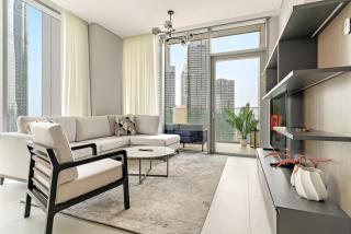 VayK - Elegant 2BR in LIV Marina with Luxury Amenities - 0