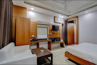 Pushap villa katra - 1