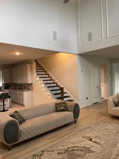 Entire luxury home - 0