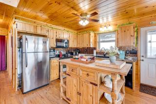 Mtn-View Cabin Deck and Pets Welcome in Murphy - 2