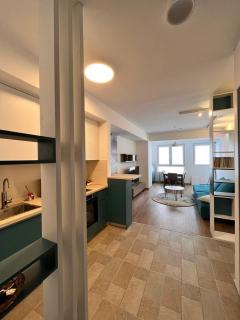 Mecho's Apartments - 6