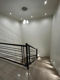 Casa de lujo muy cómoda de 2 pisos - 8