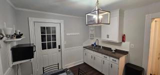 Private Apt In Middletown-wesleyan - 5