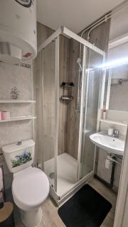 T2 climatisé à 200m de la plage - 2