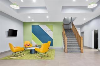 Spark by Hilton Homewood Birmingham - 7