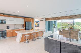 Luxury Villa #11 Private Pool & Oceanview - 2