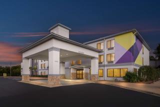 Spark by Hilton Tuscaloosa University - 8