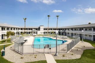 Spark By Hilton Santa Nella - 4