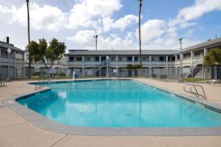 Spark By Hilton Santa Nella - 3