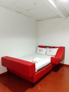 WJV Inn Bacolod II - 9