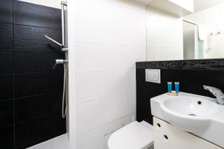 Łagiewnicka Urban Studio by BookingHost - 9