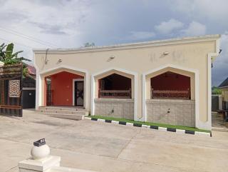 Ejiyke Global Hotel Ikom - Ikom - 2