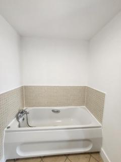 Stunning 3Bed with Balcony and Free Parking - Edimburgo - 5